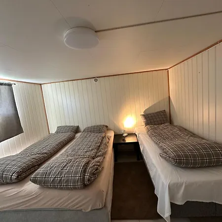 Appartement Cozy Basement With 2 Bedrooms *